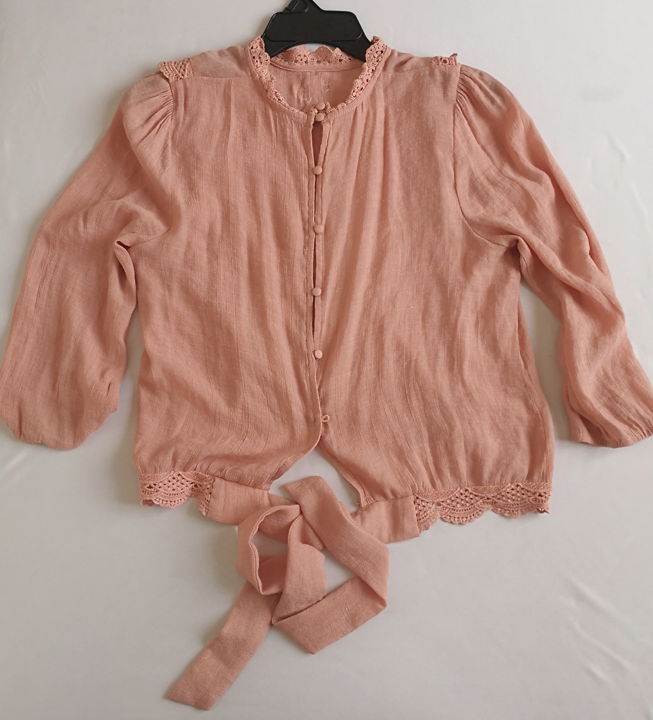 Blusa con botones atrás y pantalón tela suave ⚓