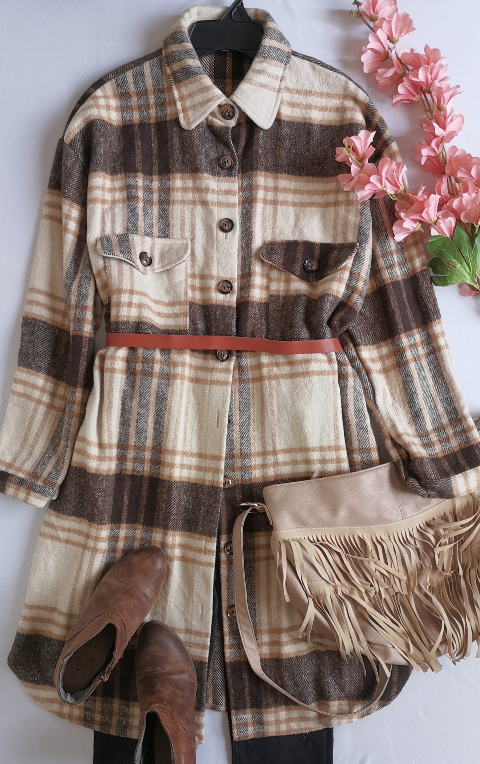 Jacket larga con bolsas a los lados