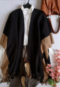 Poncho abierto de los lados
