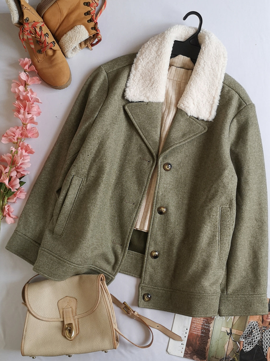 Jacket con borreguito en el cuello 💙