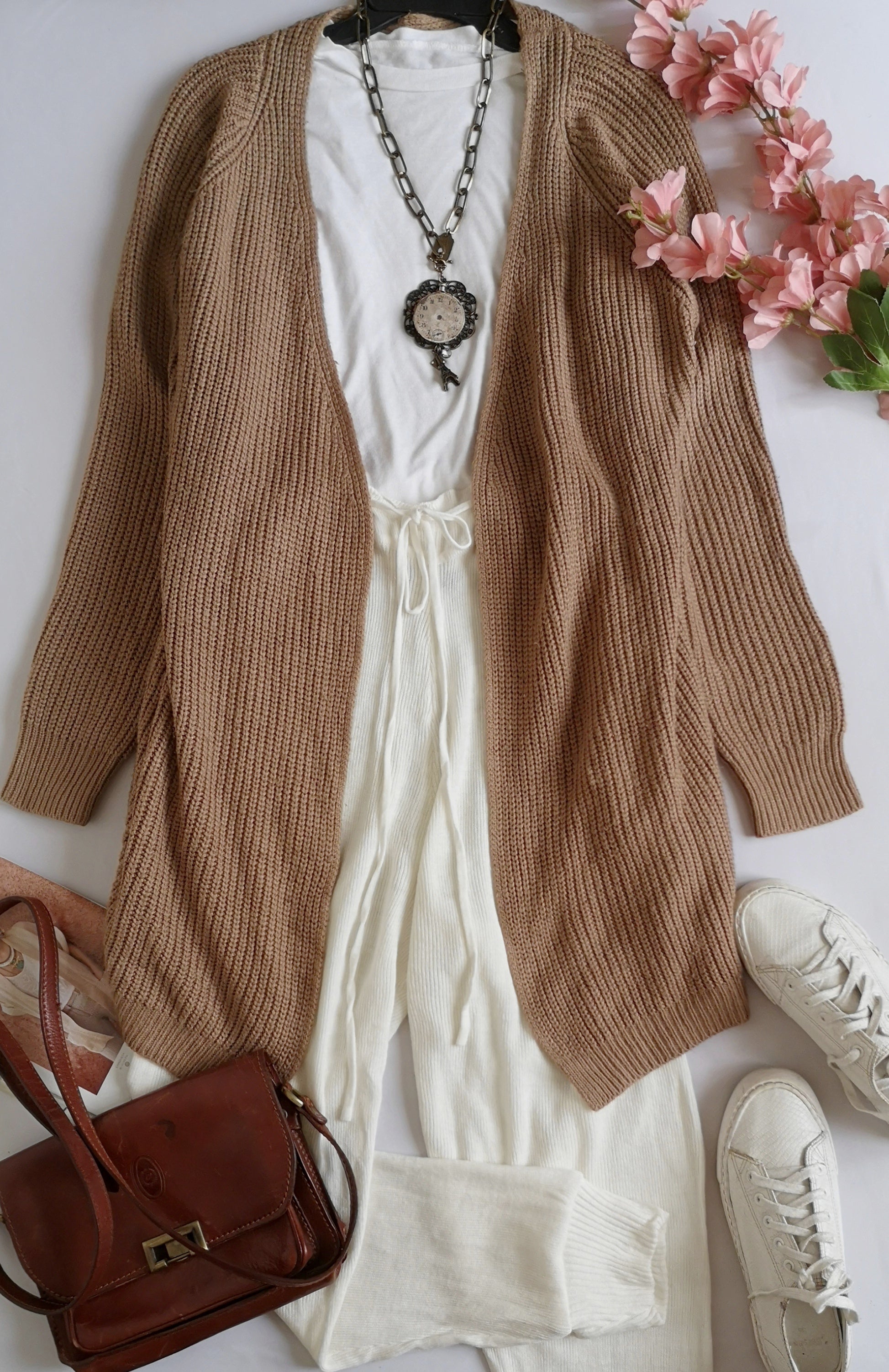 Cardigan tejido con pans tejido 💙