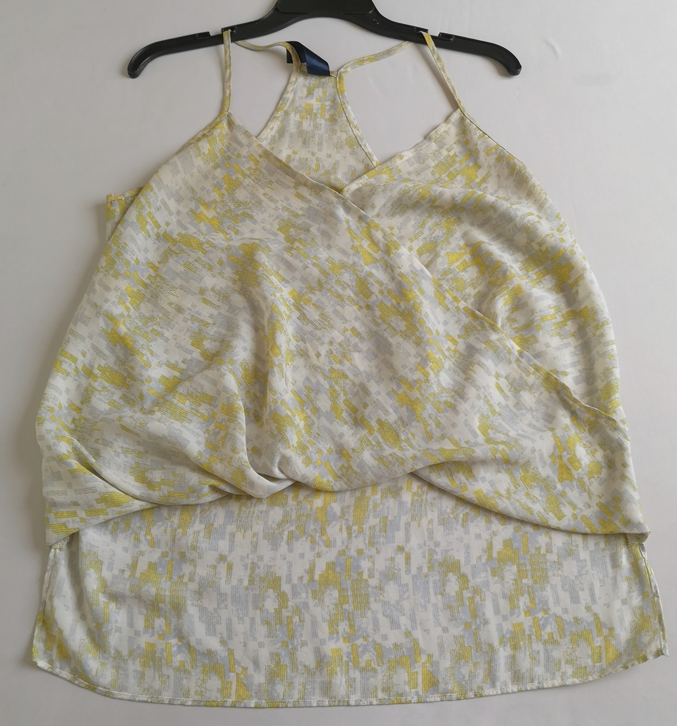 Short nuevo y blusa de tirantes