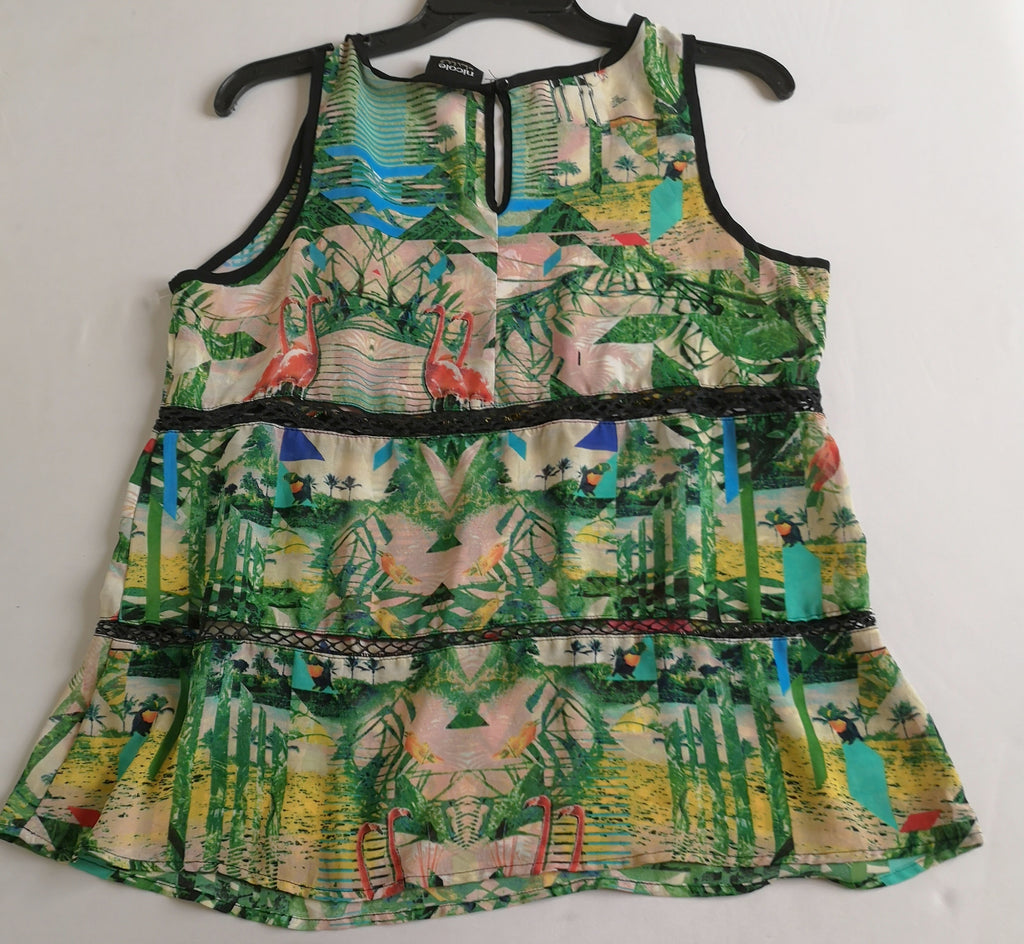 Blusa de chifon y falda corta de adelante ⚓