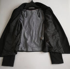 Blazer con zippers adelante