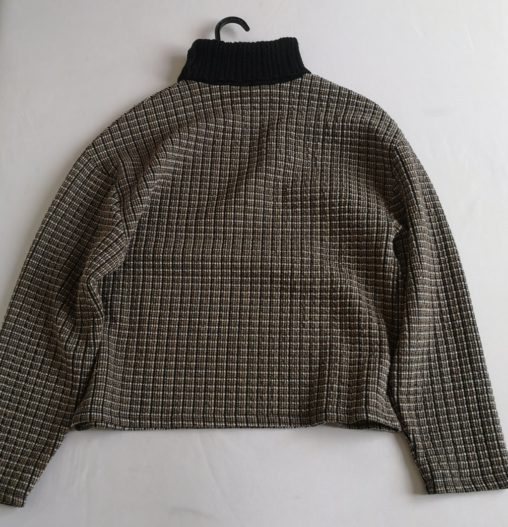 Pantalón tipo cargo y blusa estilo ancho