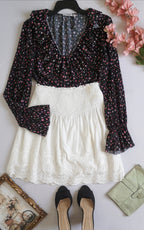 Blusa con olanes y falda de algodón