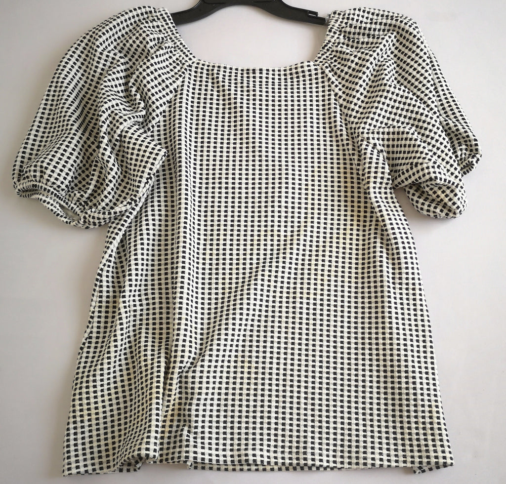 Blusa nueva cuello cuadrado  ❤️