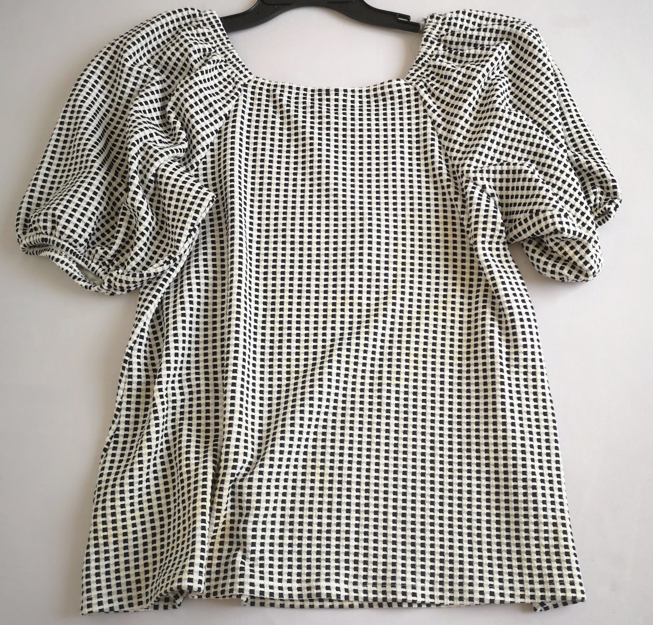 Blusa nueva cuello cuadrado  ❤️