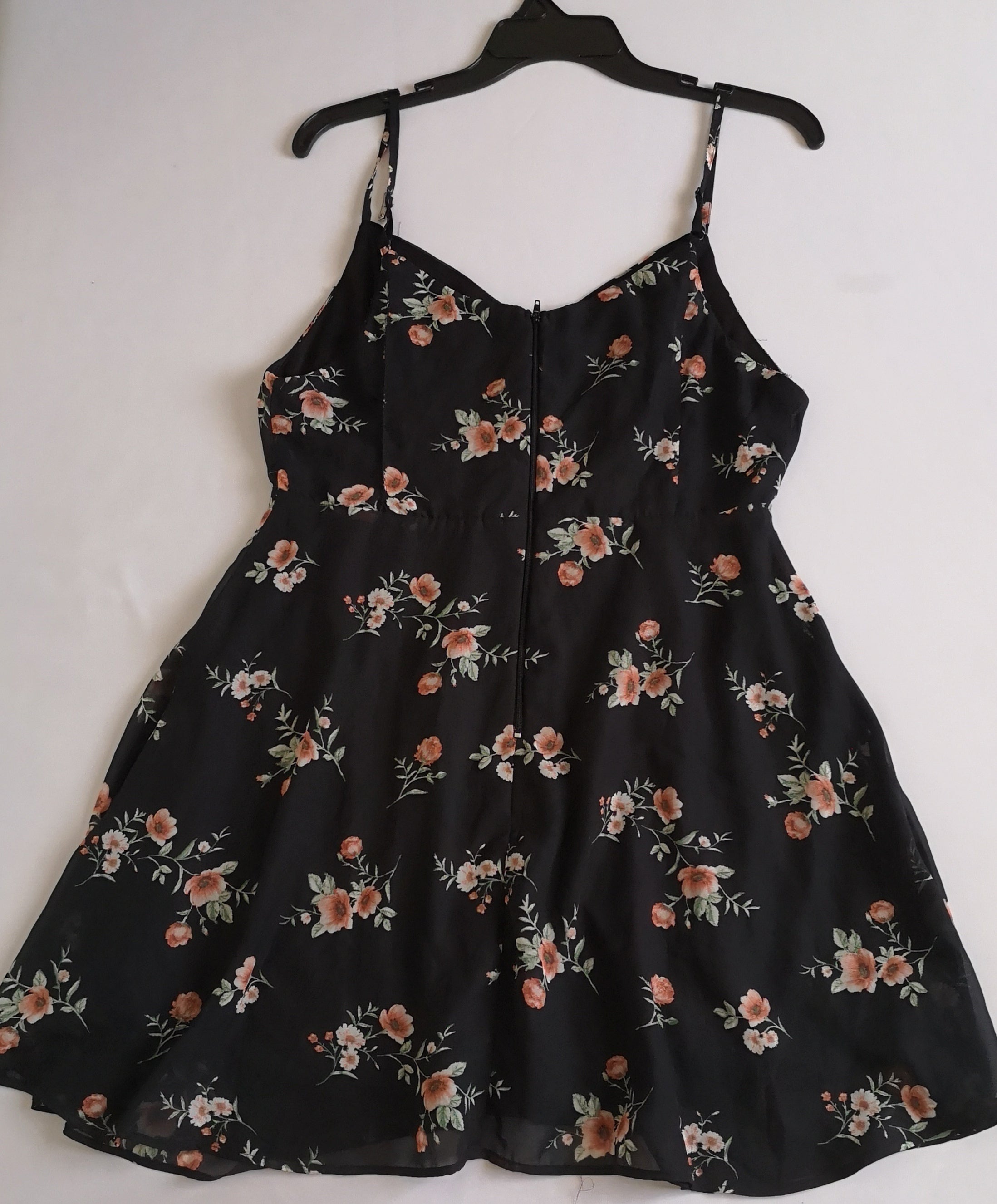 Vestido de chifon con chaleco peludito ❤️