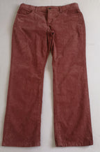 Pantalón straight leg con blusa sin mangas