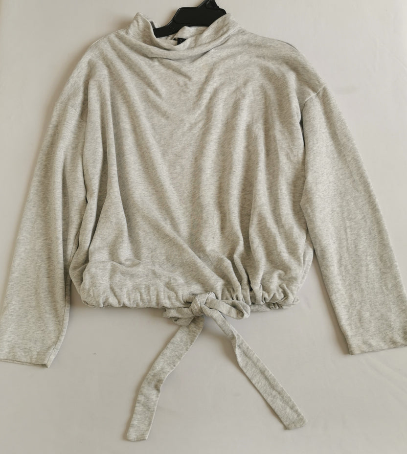 Blusa con cinta abajo