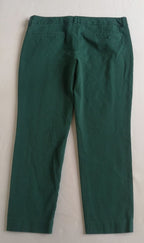 Blusa tallada y pantalón con bolsas a los lados