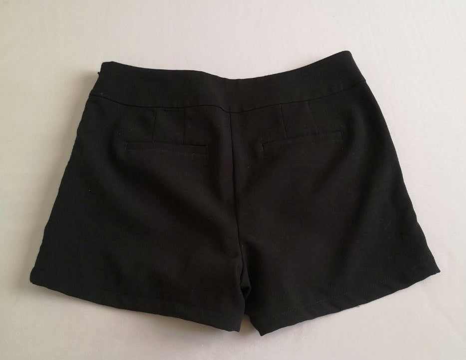 Short con botones adelante y blusa 💙