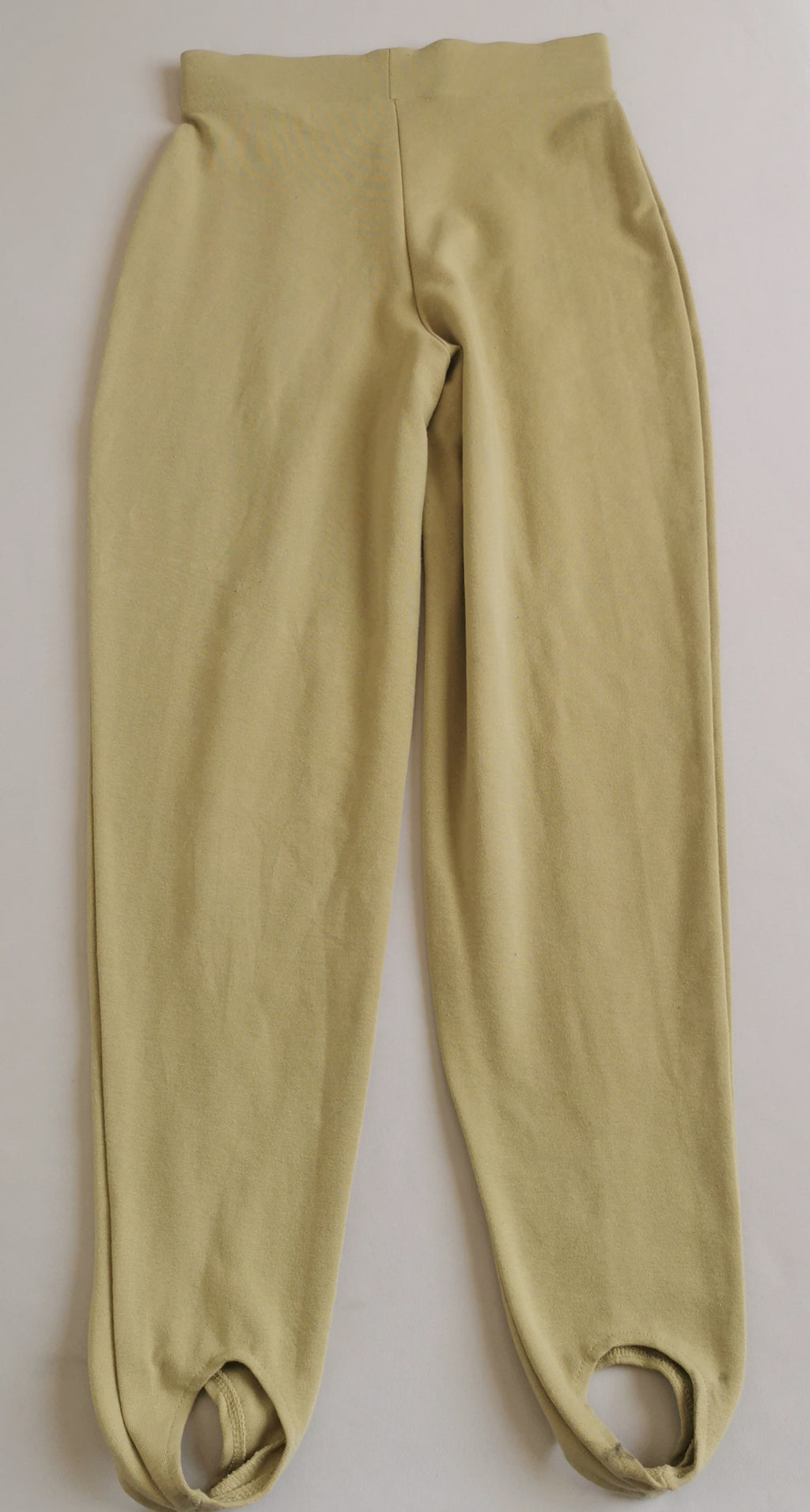 Pantalón tela suave con blusa larga ⚓