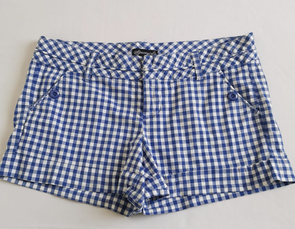 Blusa bordada de las mangas con short