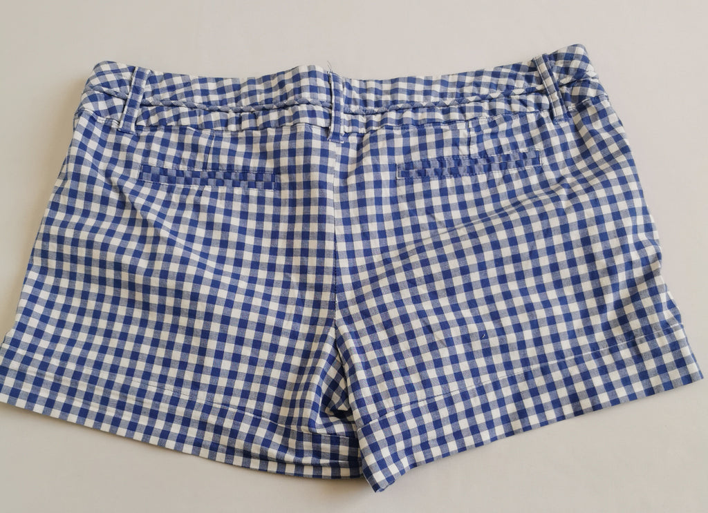 Blusa bordada de las mangas con short