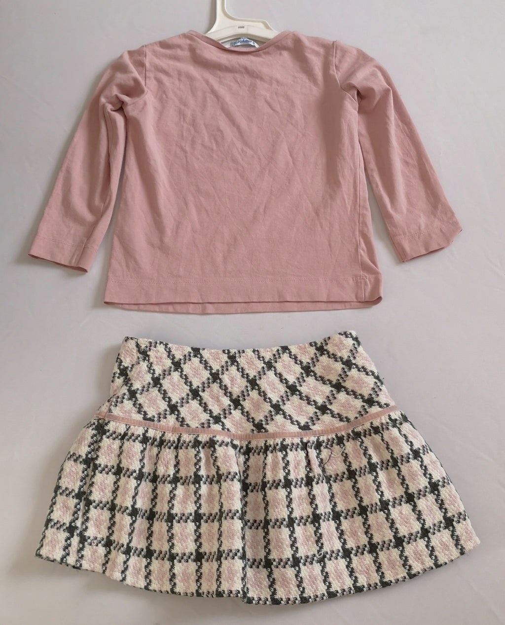 Falda de tweed con blusa manga larga