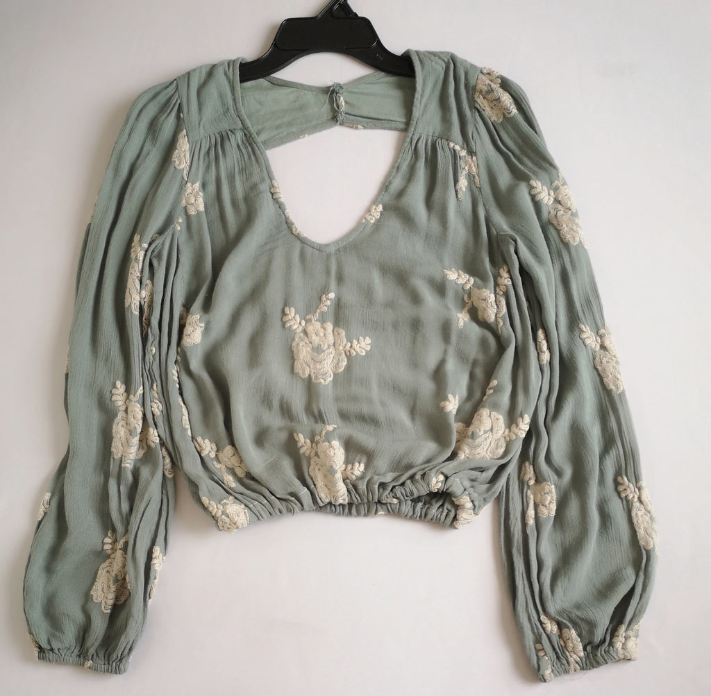 Blusa con elástico abajo con pantalón