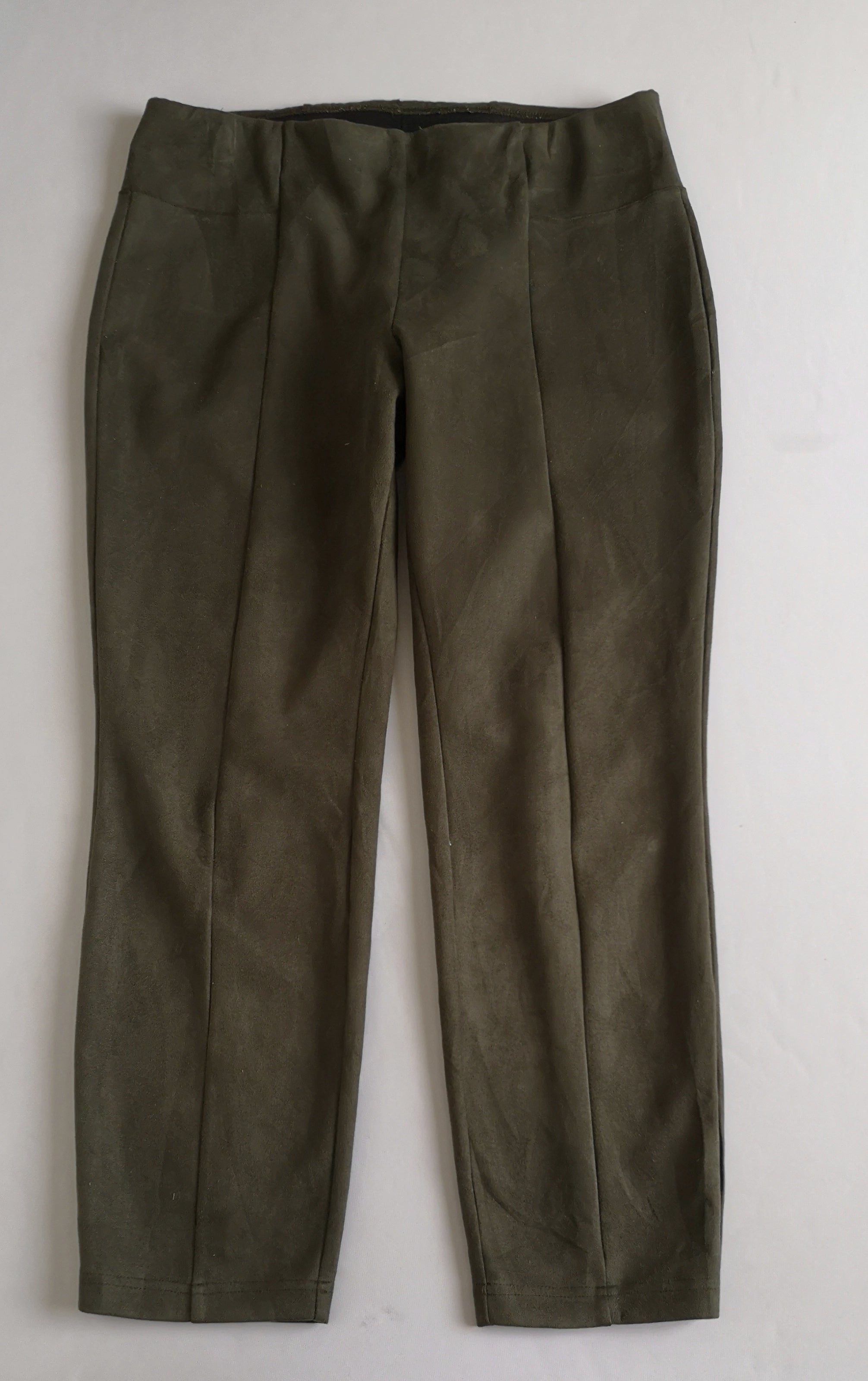 Pantalón tela piel de durazno con blusa over size