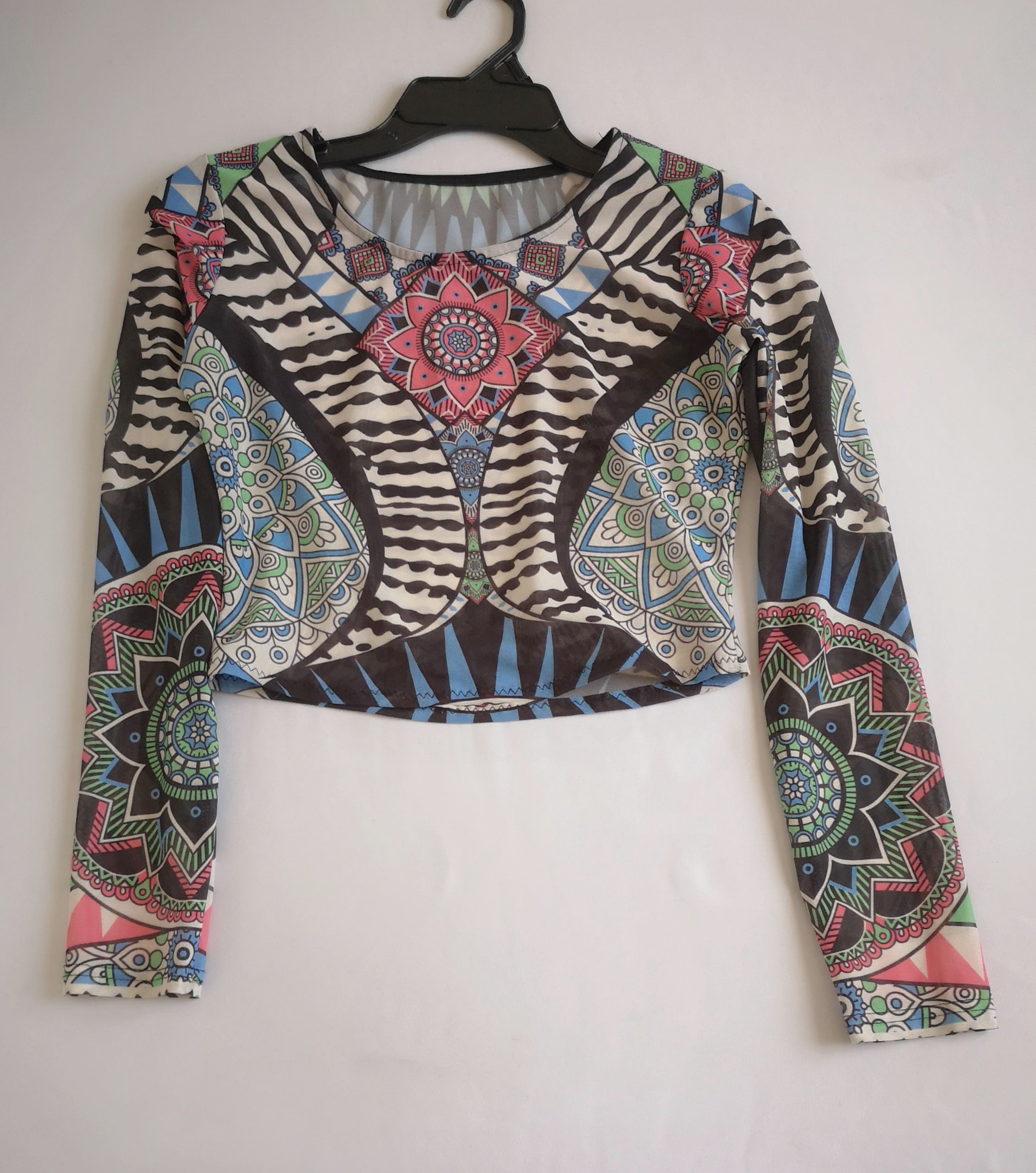 Blusa corta con overol ❤️
