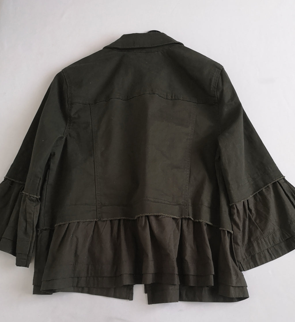 Chaqueta mangas campana