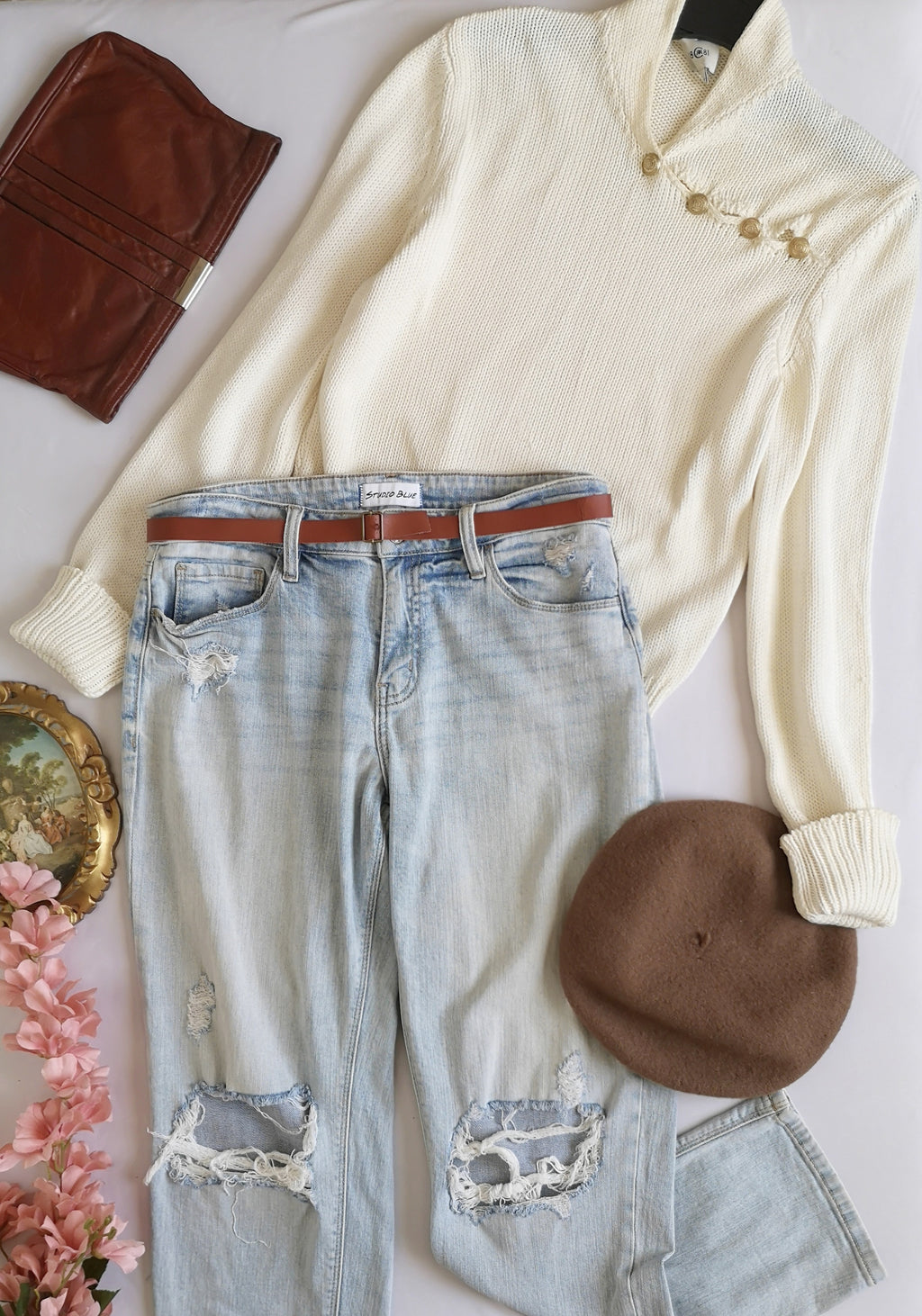 Jeans rasgado con sueter tejido ❤️