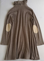 Vestido cuello ancho incluye cincho