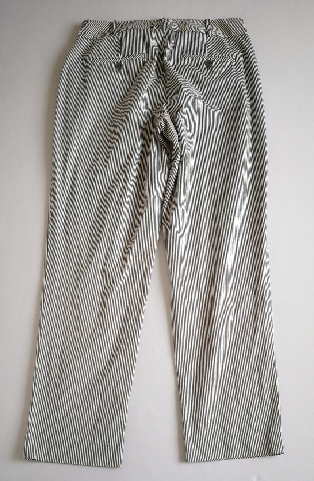 Pantalón corte recto con suéter