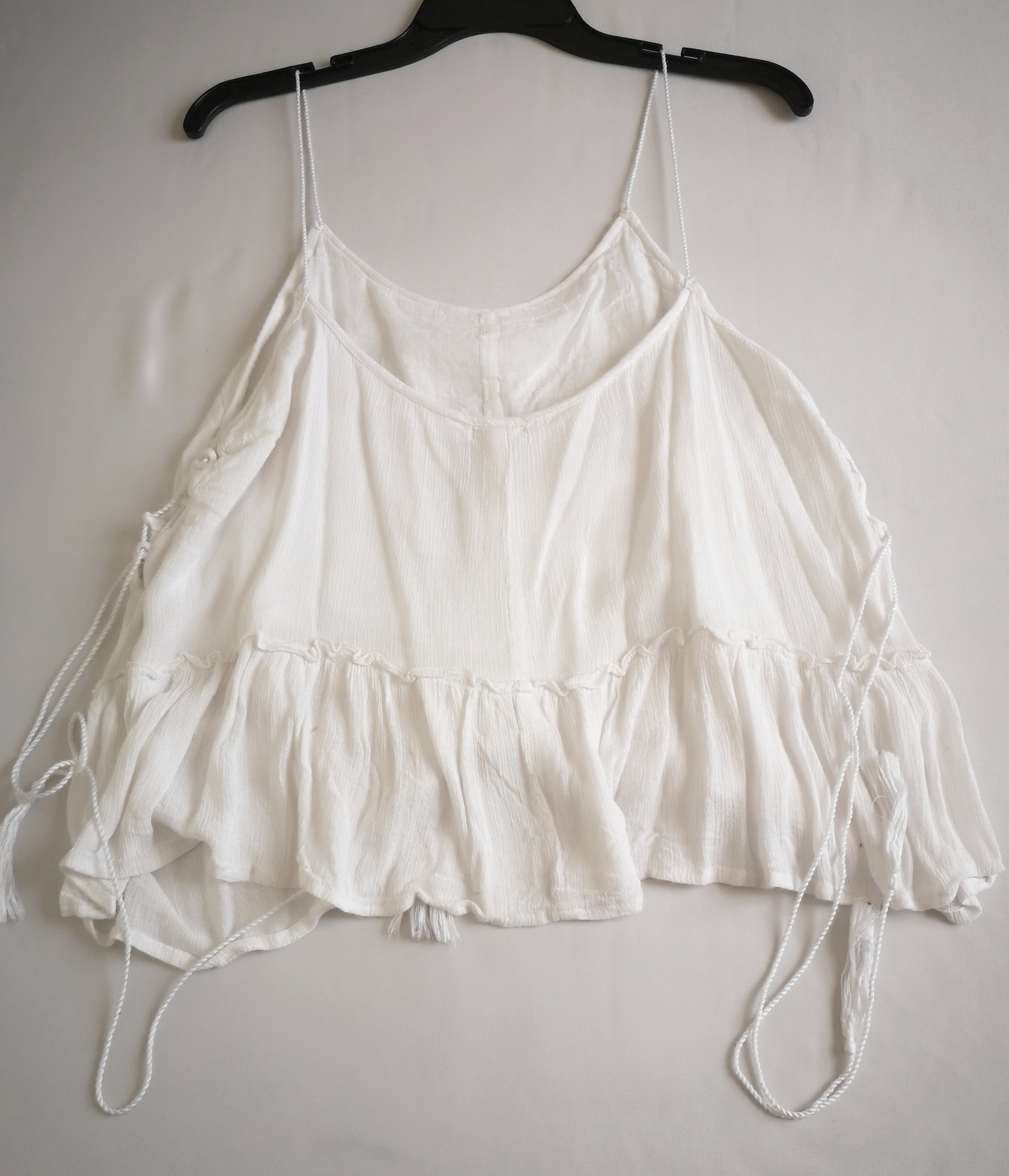Kimono largo con blusa con cintas a un lado