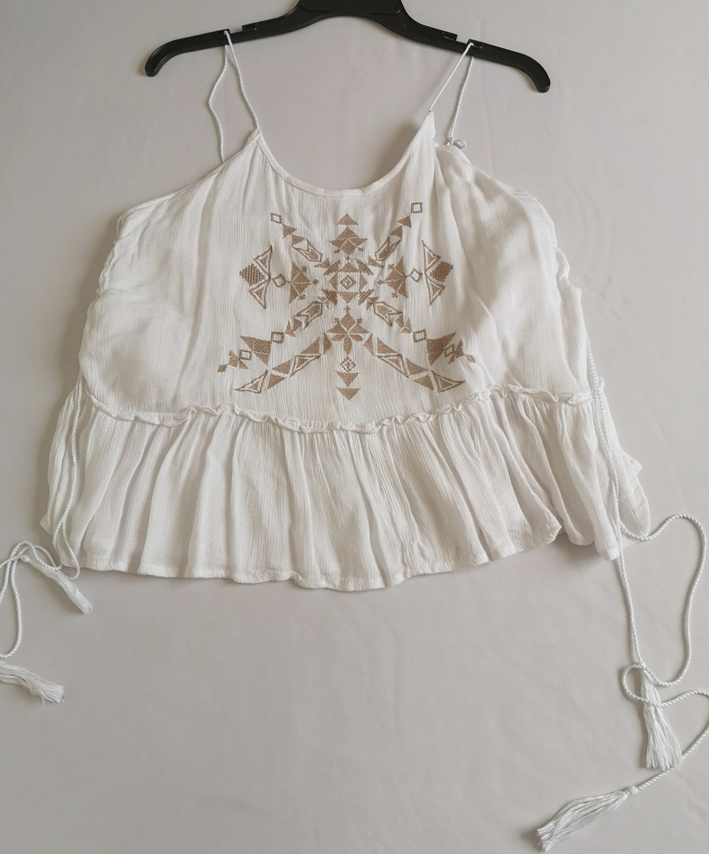 Kimono largo con blusa con cintas a un lado
