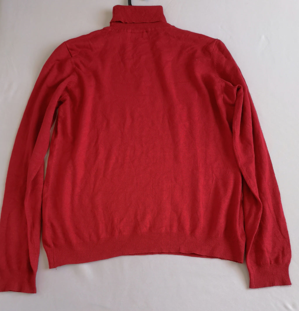 Blusa cuello alto y falda con zipper