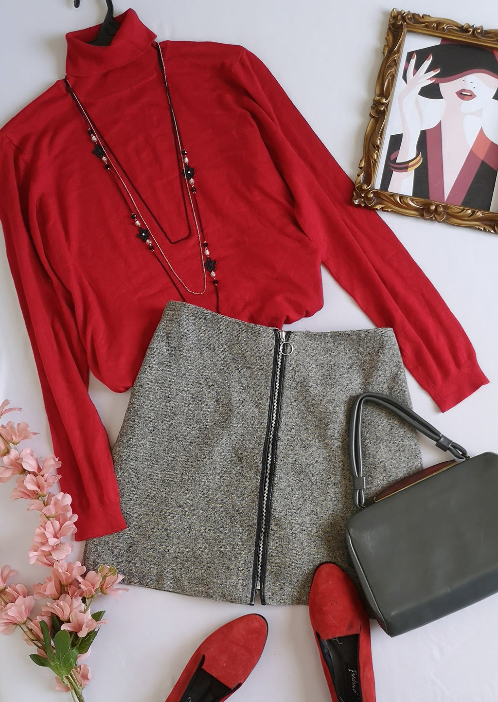 Blusa cuello alto y falda con zipper