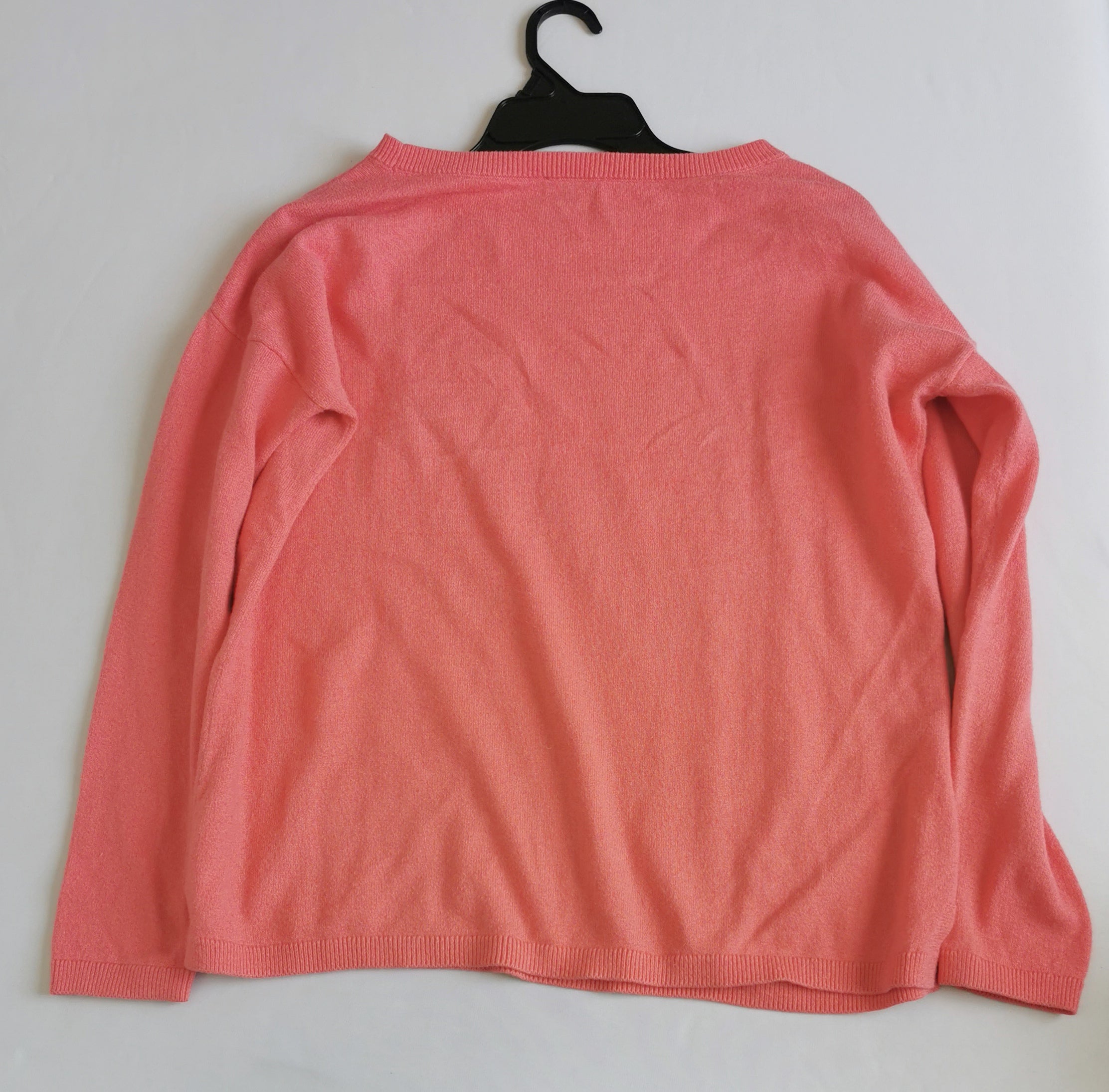 Jeans bordado con blusa