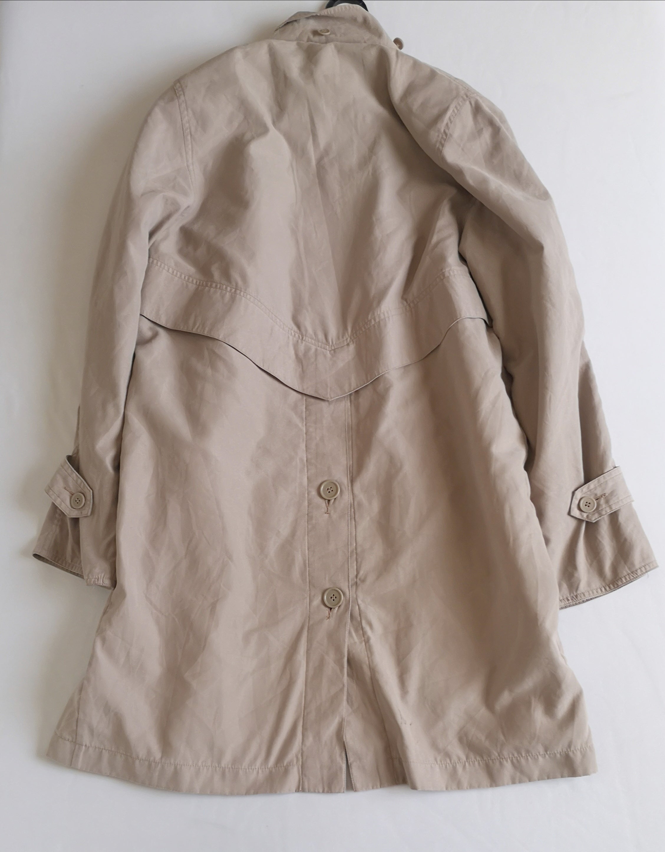 Chaqueta larga con gorro removible