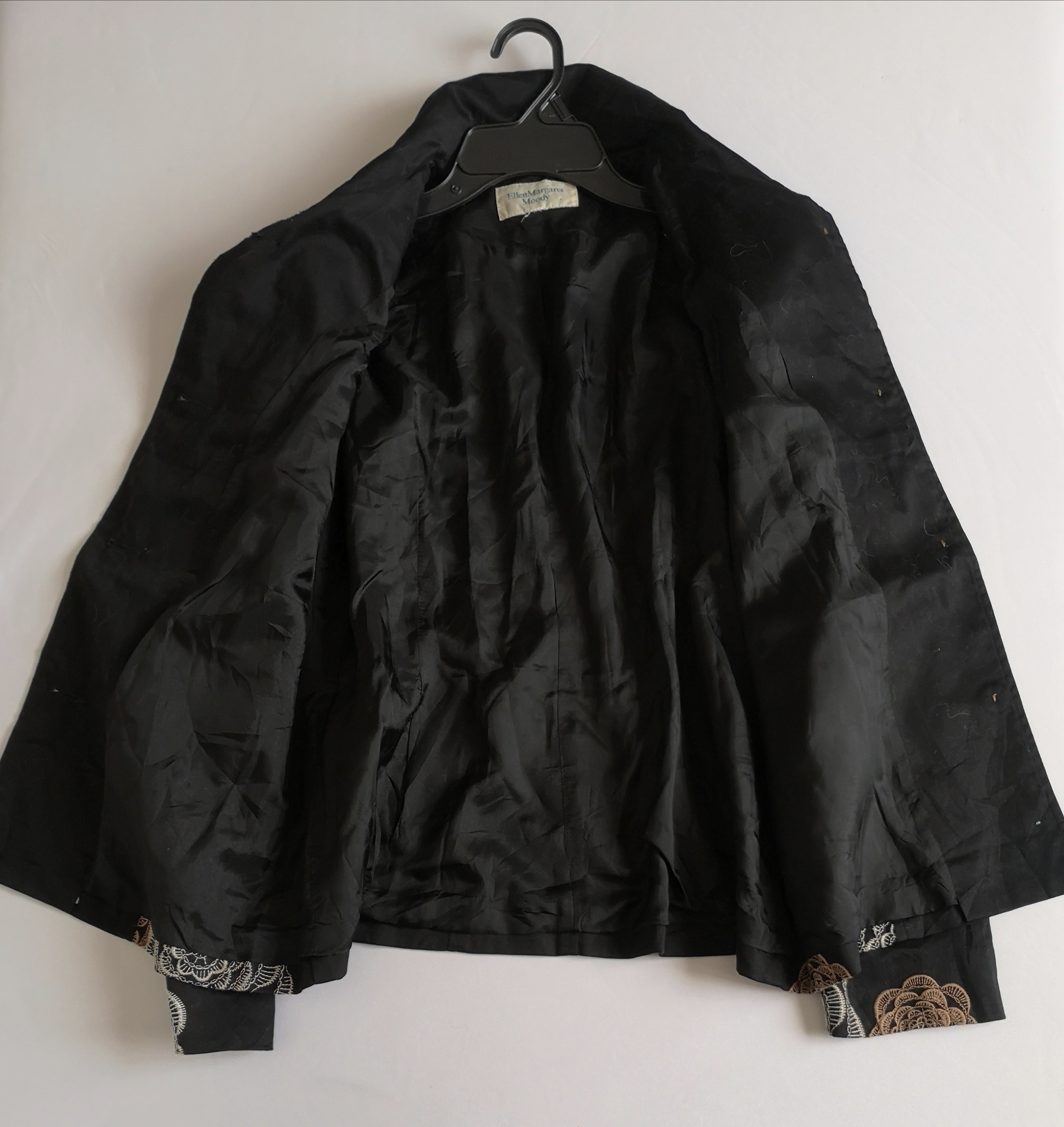 Chaqueta bordada