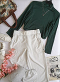 Blusa cuello alto con Pantalón tipo deportivo