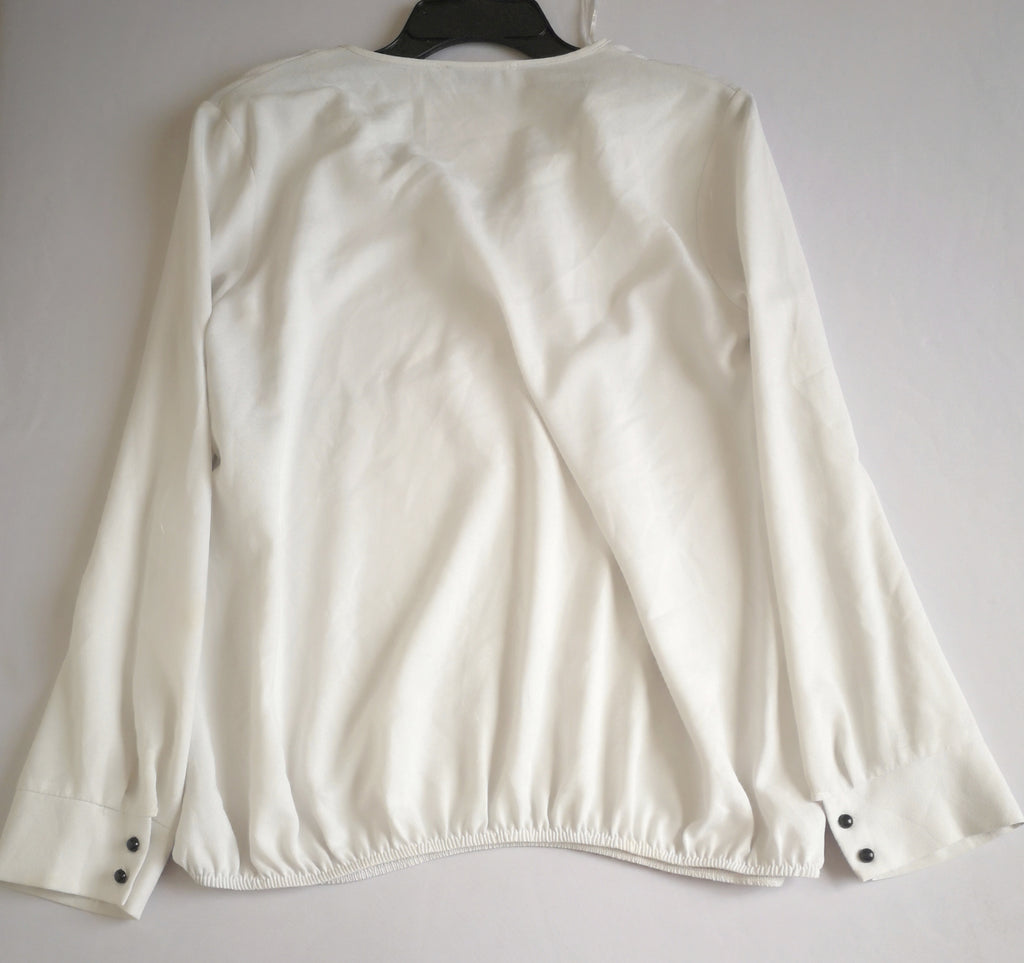 Blusa bordada del cuello ❤️