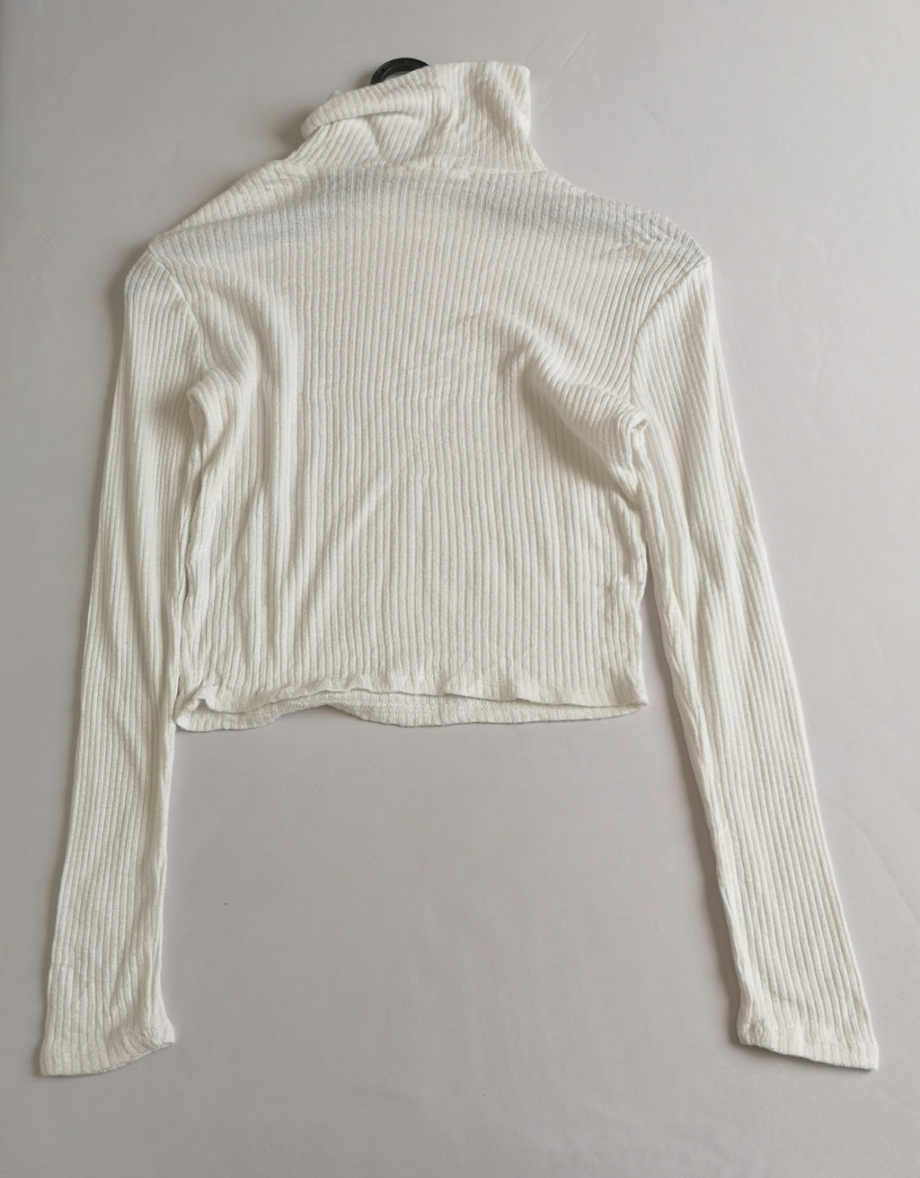 Blusa corta y falda con botones adelante