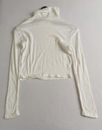 Blusa corta y falda con botones adelante