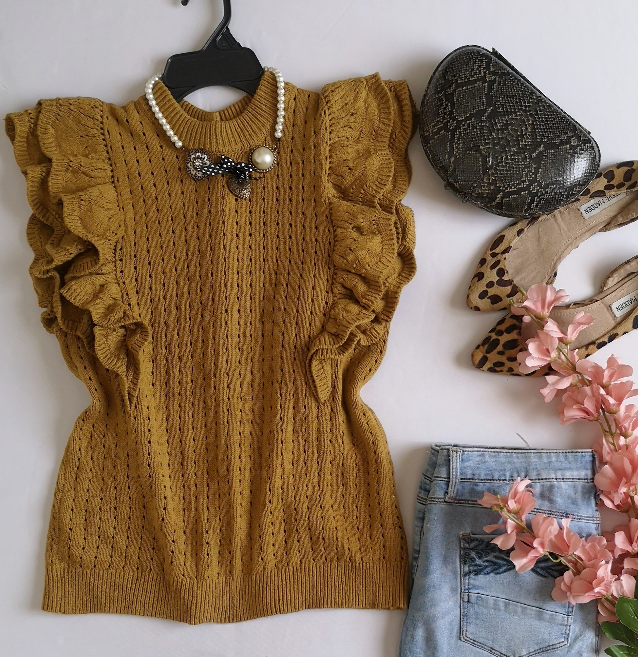 Blusa con botones atrás