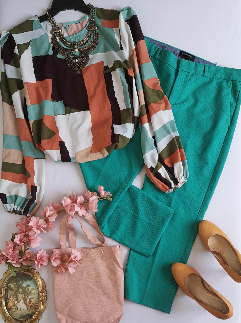 Pantalón corto con blusa mangas bombachas ⚓