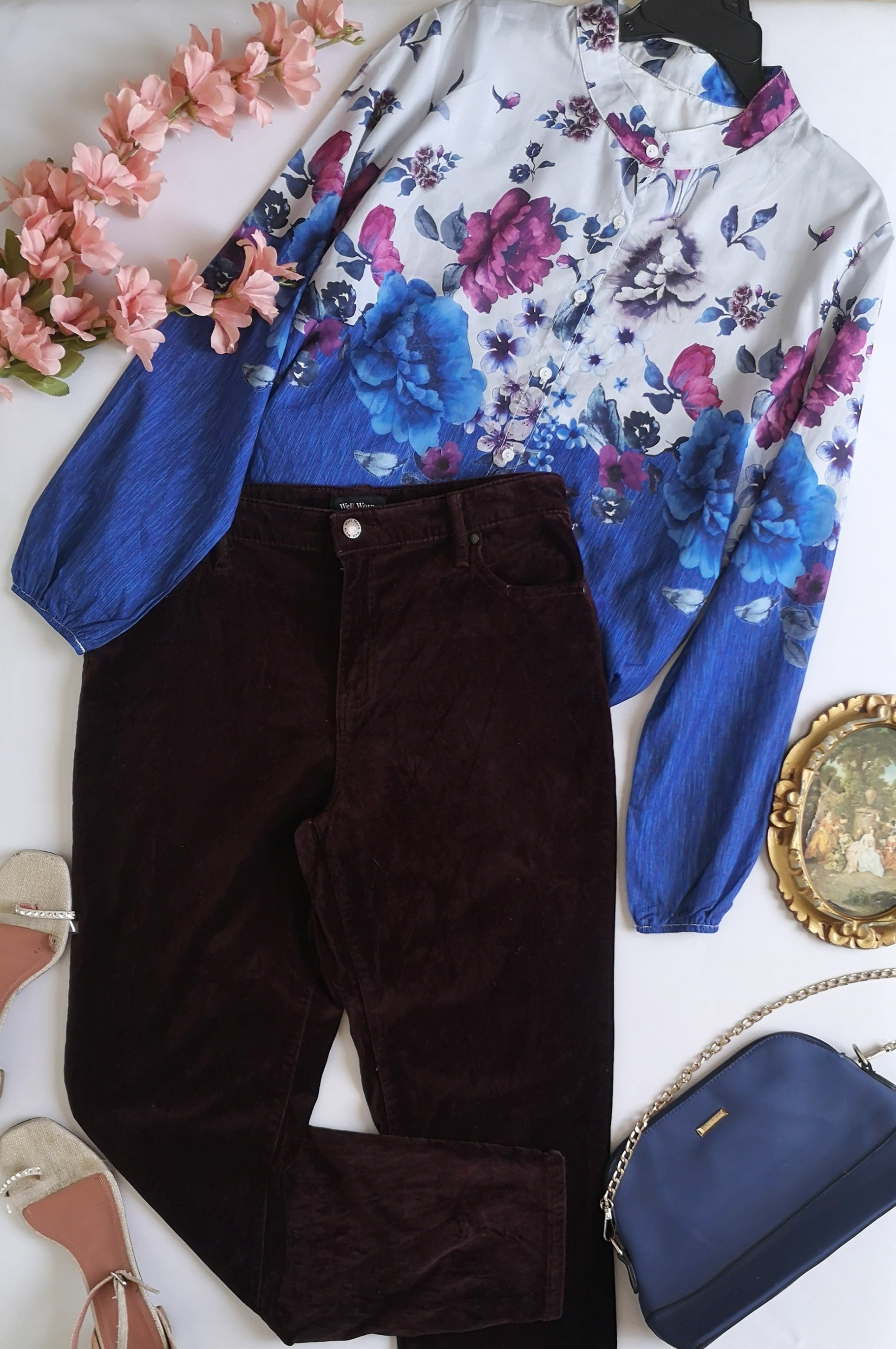 Pantalón de terciopelo con blusa manga larga