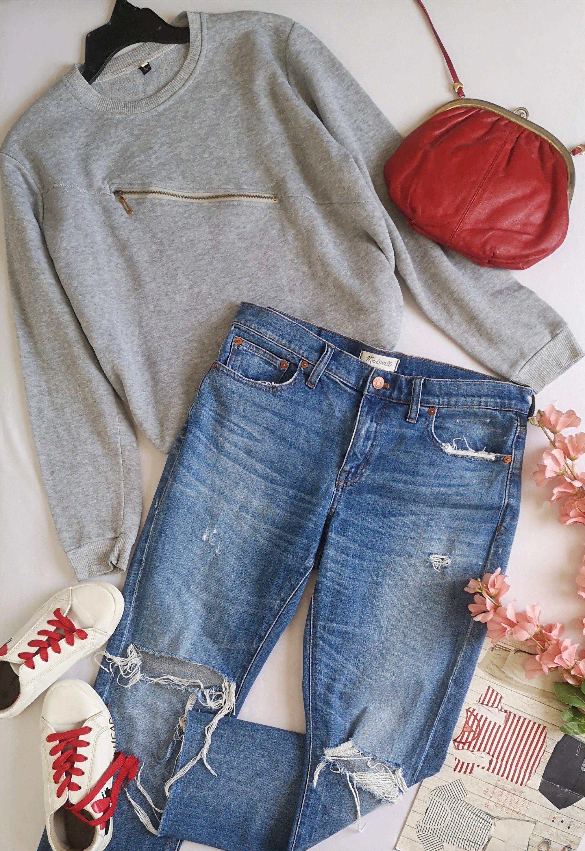 Jeans rasgada con sueter 💙