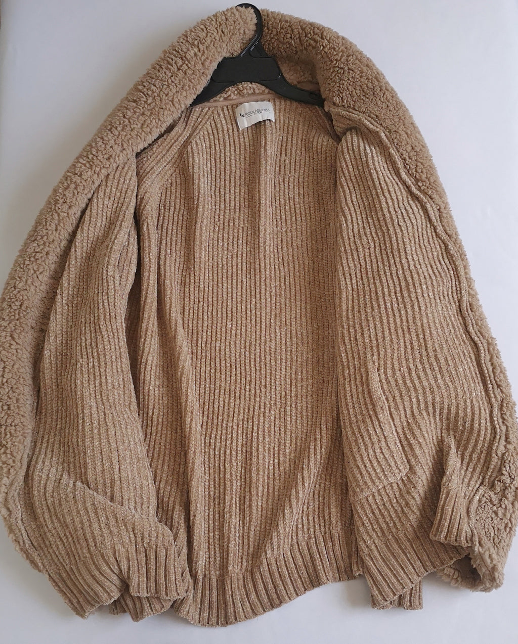 Cardigan tela suave