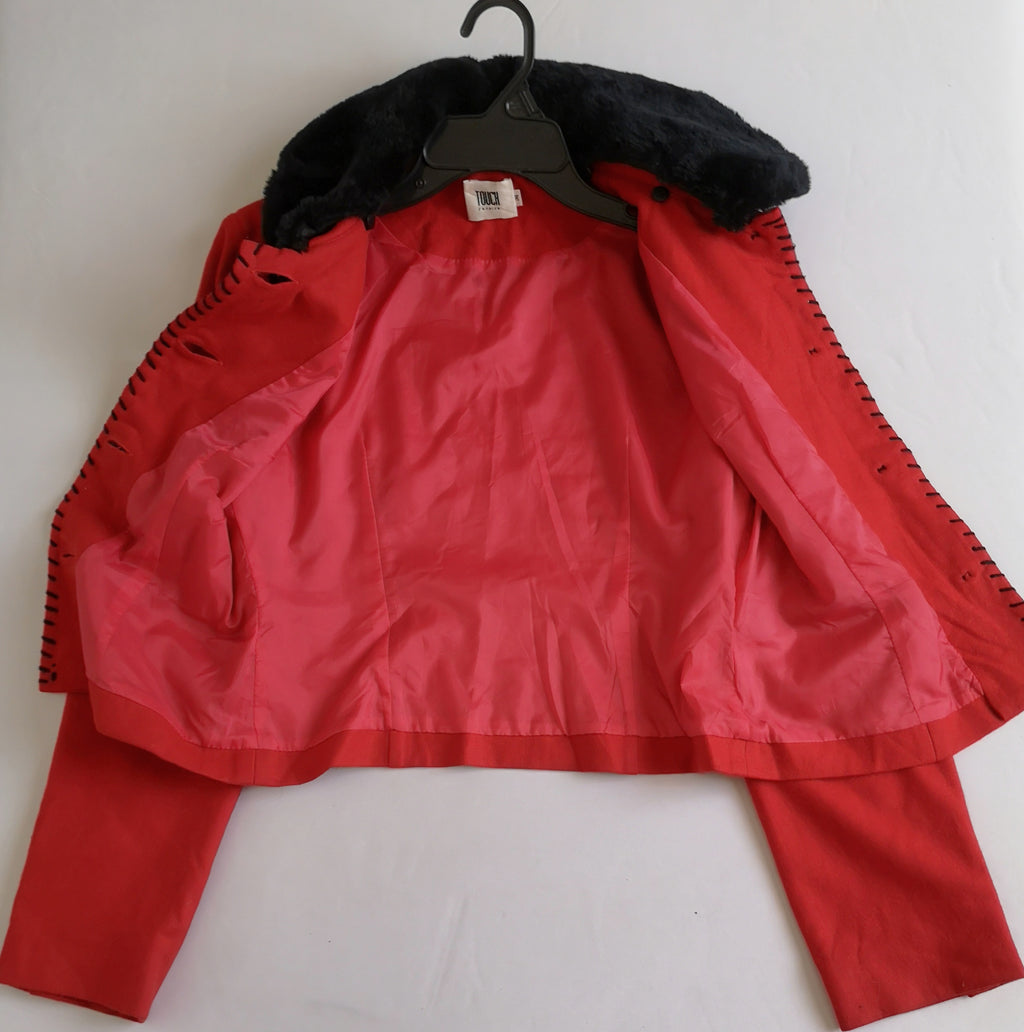 Chaqueta con cuello removible