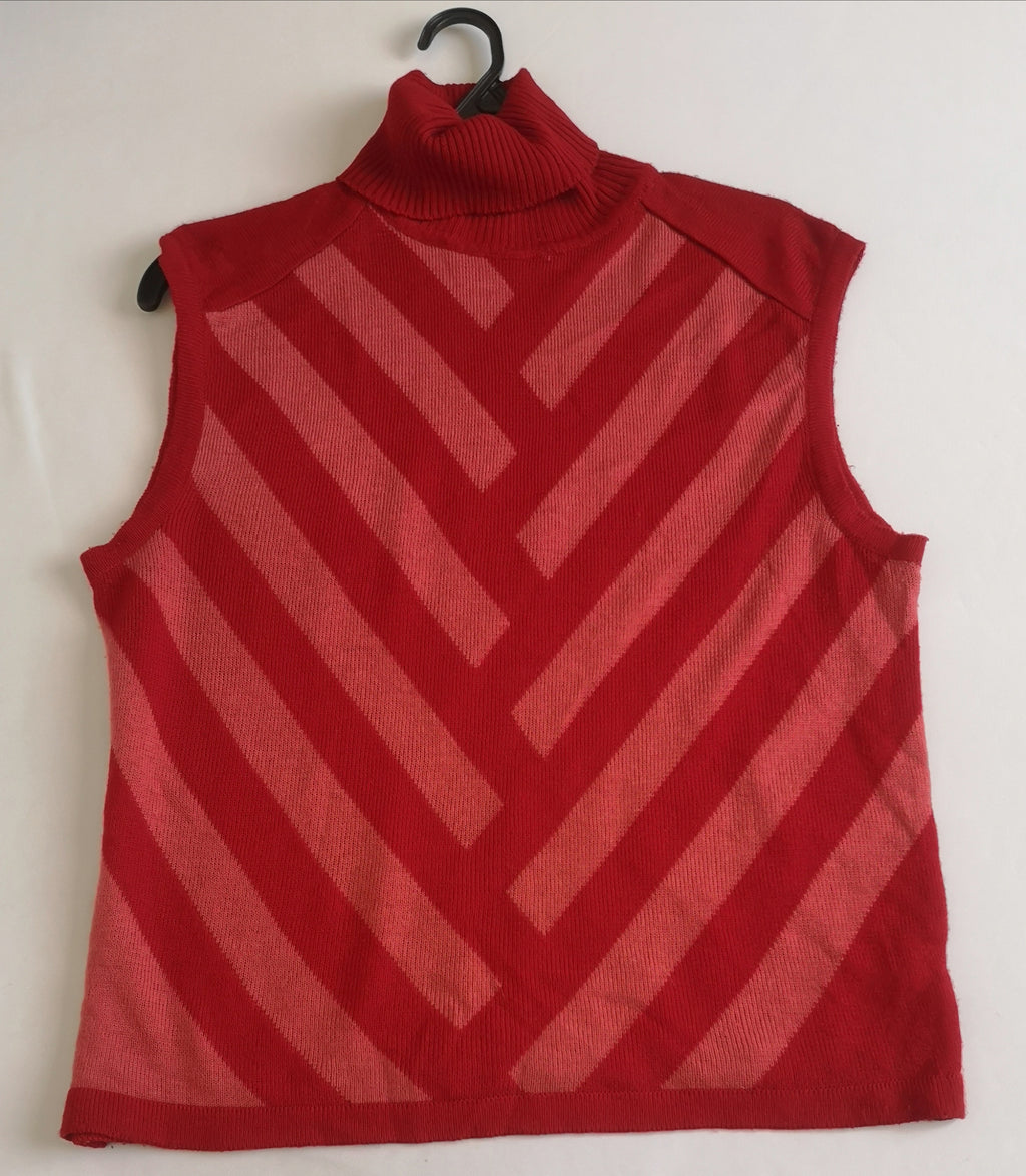 Blusa sin mangas con pantalón