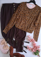 Pantalón bombacho con sueter liviano