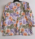 Blusa de lino y short con bolsas