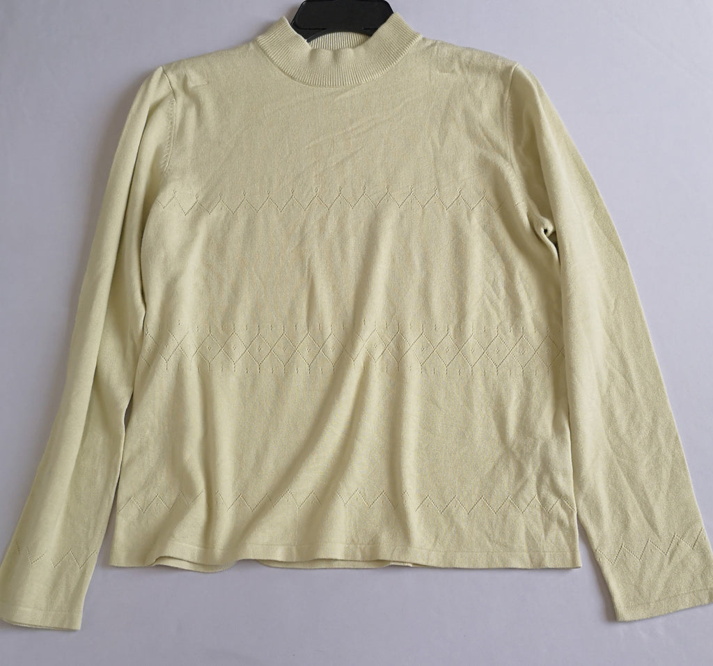 Short con blusa cuello alto