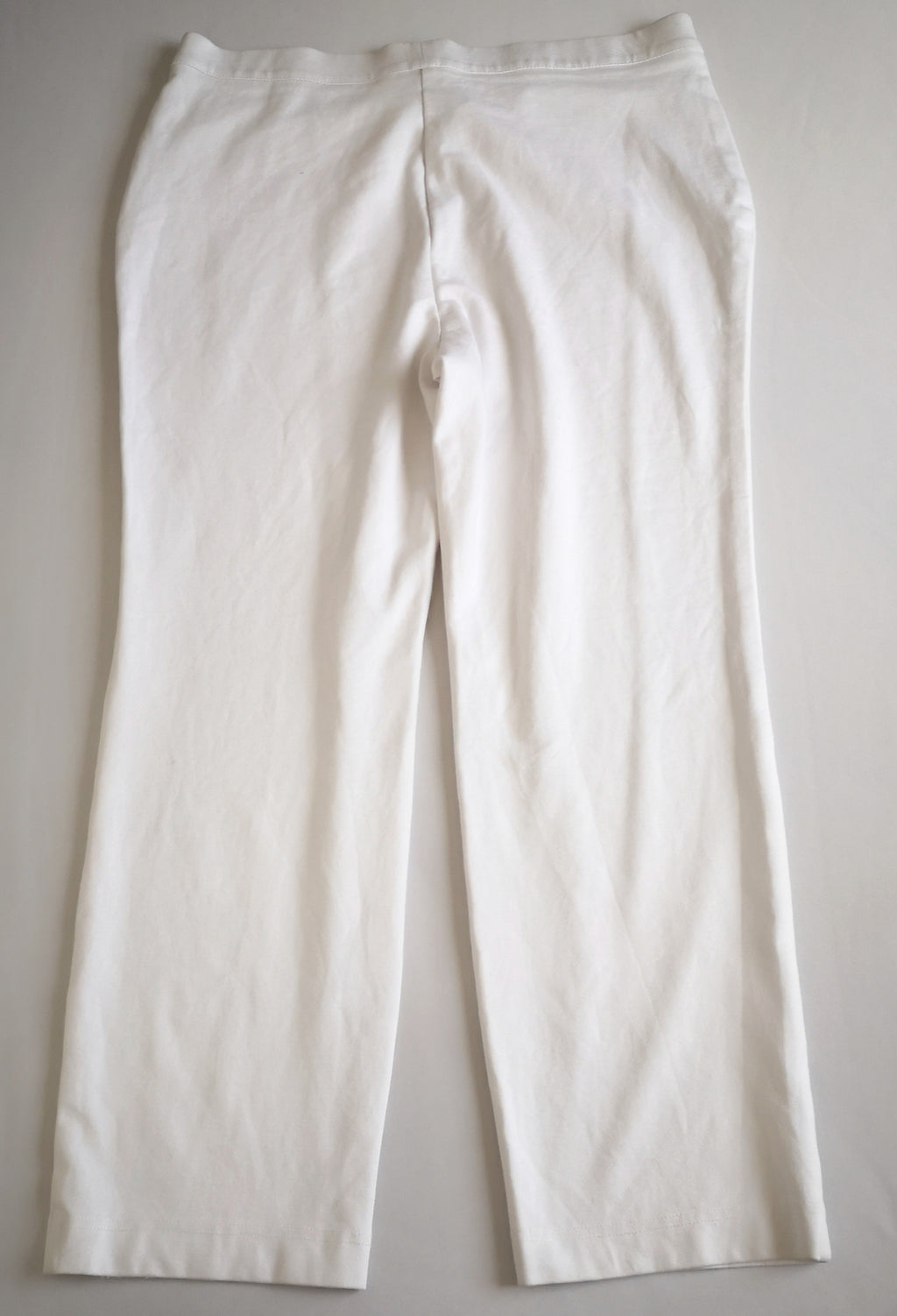 Pantalón con bolsas a los lados y blusa de tirantes larga ❤️
